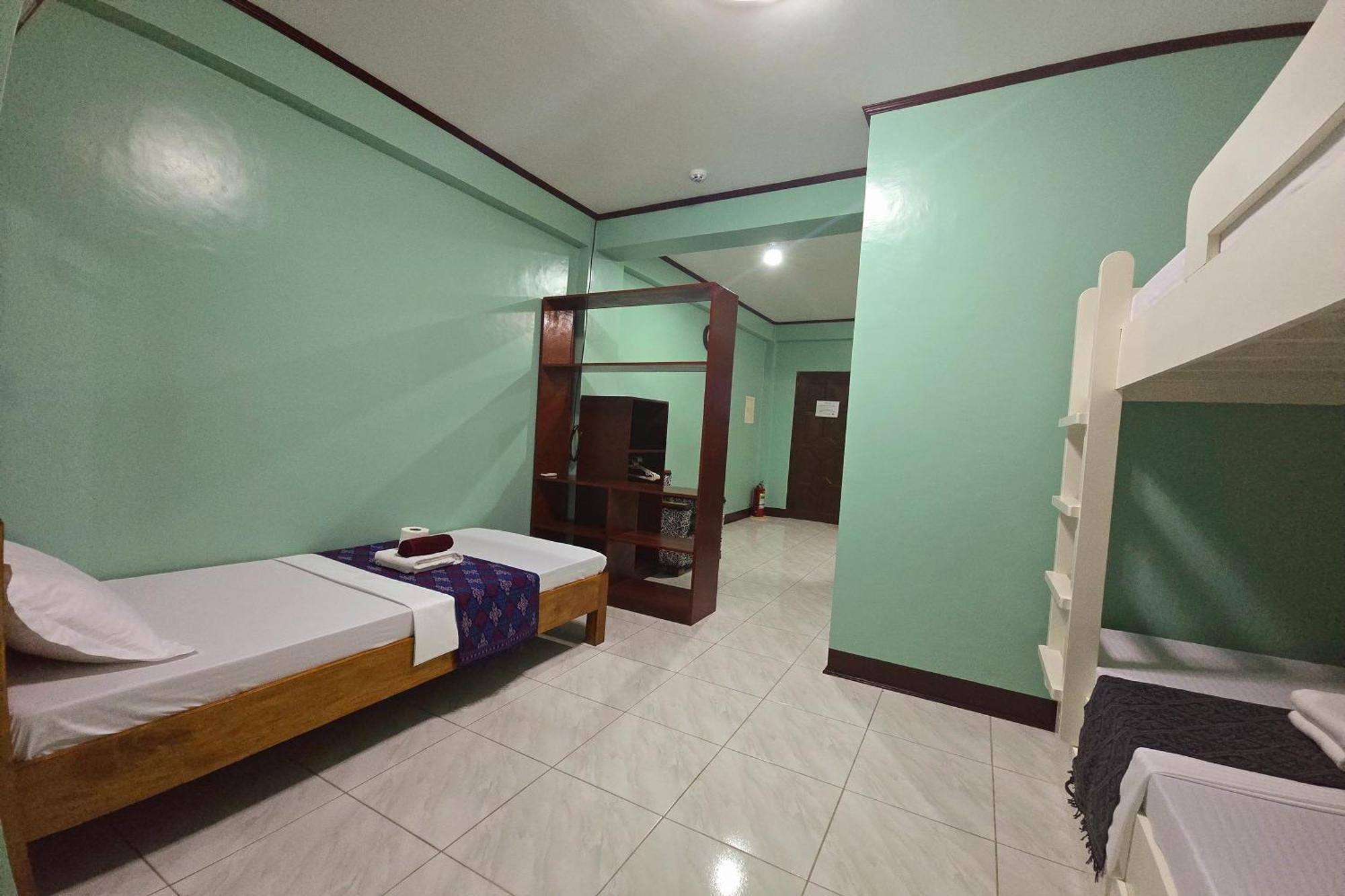 Nober Pension House City Center Puerto Princesa Exterior foto